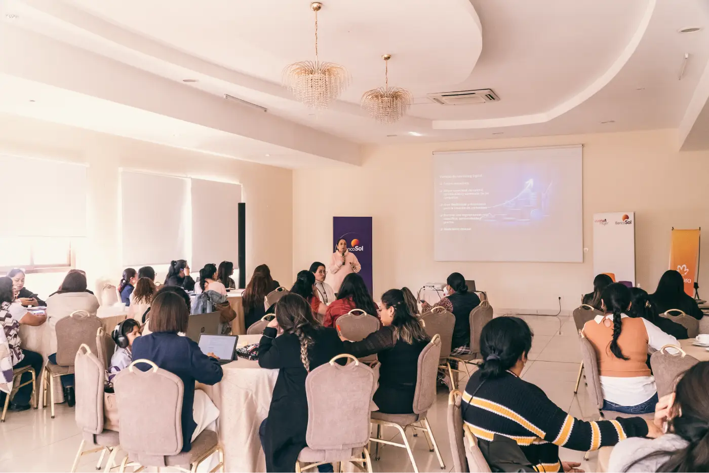 Track de Mujeres — imagen 23 de la galería